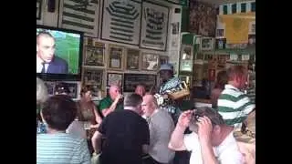 Hoops Bar, Tenerife. Celtic win the League, 2012/13. It&acute;s Party Time!