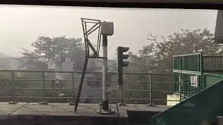 Pollution se preshan delhi metro 🚇#yts#love #trending #delhimetro #travel #trending #shortsfeed