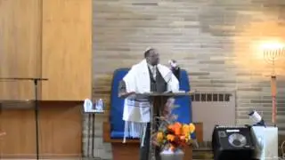 Rabbi Funnye Parshah Bereshit 5774 (1of4)