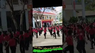 múa hát sân trường chào mừng 81 năm ngày thành lập Quân đội nhân dân Việt Nam 22/12