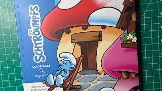 Silent Flip through of Color by Number:Les Schtroumpfs !The Smurfs