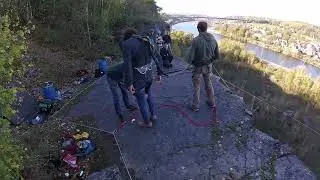 Rope jump from a cliff