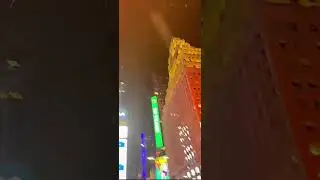 #newyear2026#snowfall  covered the #timesquarelive with unique 2026 #coolvibe ! #newyork #america