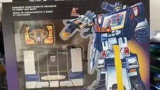 Transformers g1 soundwave and other toys