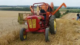 David Brown 880 With Dronningborg D600 Combine