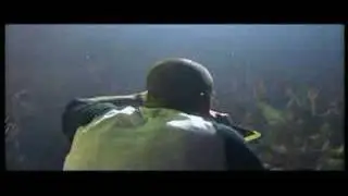 Sniper grav&eacute; dans la roche live