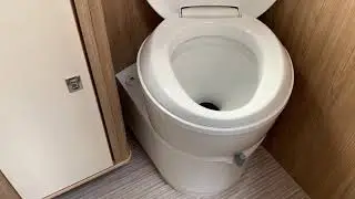 Instructions for using the motorhome toilet