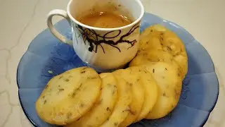 Crunchy, Crispy, Cheese Papdi