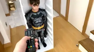 Kapı &ccedil;aldı Batman Robot geldi👻😧S&ouml;ylenen herşeyi yapıyor &ccedil;ok akıllı bir robot🤖😂