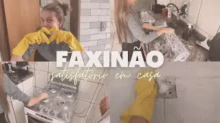 FAXINA PESADA EM CASA | Rotina de uma rec&eacute;m-casada aos 20.