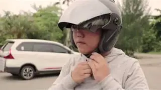 Gix Helmet Advertisement