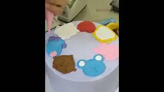 BT21 CAKE DESIGN