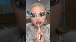 Bratz Doll Face Makeup 👄👑 inspired by @ planetberny 👻 #halloween #halloweenmakeup #bratz