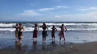 E Ho'i I Ka Pili- Hoku Hua Hula Girls
