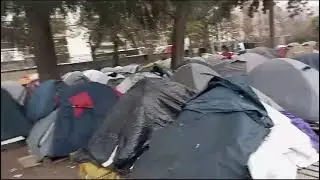 La vie est monotone .