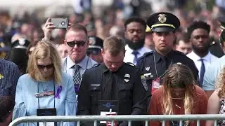 President Biden honors fallen police officers