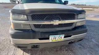 2003 Chevrolet 3500 Reefer Truck