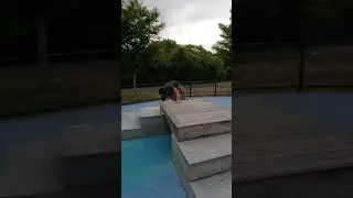 Running away from all my problems 🏃&zwj;♂️💨 #fyp #explore #parkour #jump #viral #shorts