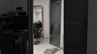 SALON FOR RENT - LOKHANDWALA