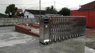 iJAYA RTS304TMA33 Stainless Steel Retractable Gate