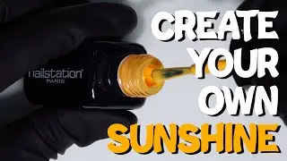 issy | Yellow Gel polish | Vernis Semi-permanent | NAILSTATION