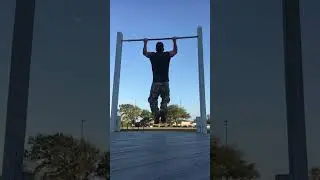 Randall Morris 44 pull ups in one Set at 220lbs and 62.   😊👍🏆🇺🇸 as part of a superset 44 32 25