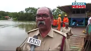 Indian Navy & Goa Fire Brigade Rescue Operation After A Car Plunged Into a River