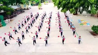 Trường TH Phan R&iacute; Cửa 4 M&uacute;a s&acirc;n trường năm học 2025-2026