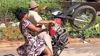 O VELHINHO DA MOTO JAQUETINHA DE COURO