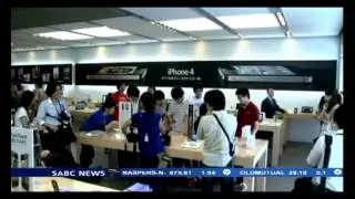 Apple has signed up Japan's largest mobile operator NTT DoCoMo