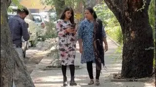 Maa ke samne ladki ko batya khud ki girlfriend 
