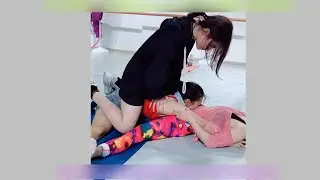 Практиковать чрезмерный гимнастический шпагат нелегко