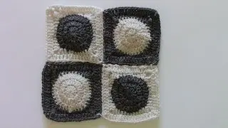 crochet circle into square
