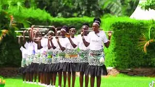 Panaruu traditional dance 