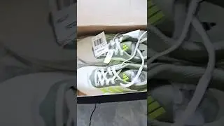 The unboxing 😍 #viral #shortsvideo #shorts #youtubeshorts #viralvideo #trending #adidas #short #run