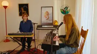 'Cartwheel' - Banjo Lucia (Live Video)