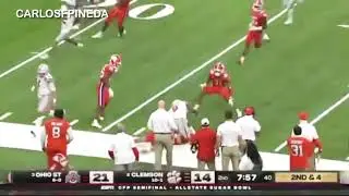 Trey Sermon fights off Clemson defenders Ohio State vs Clemson