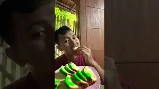 MAKAN BOLU #kuebolu #bolukukus #bolu #miebakso #kue #kuekering #food #rotibolu #bolucoklatkukus