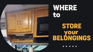 Places where you can store your belongings in a RV Coachmen Freelander Class C. VivrelaRoute