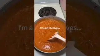 if you know you know!!  #gigihadidpasta #vodkapasta #pasta #spicypasta #chicagoinfluencer