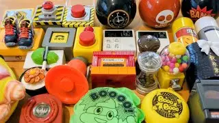色々な音が鳴るガチャガチャ/Japanese people love capsule toys