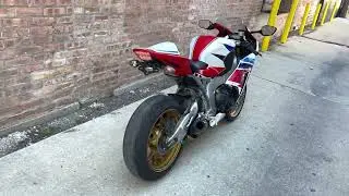 Honda CBR1000RR SP 2014 white red blue H0317U