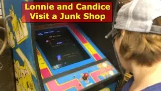 GarageFlips Vlog #20 - Candice and I visit the Variety Shoppe and a small garage sale haul