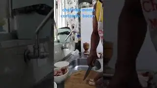 chefinho momo cortando bacon