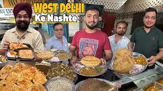 70/-Street Food At Rajouri Garden | Desi Ghee Poori ,Heavy Duty Bathure, Tadke wale Chole Kulche
