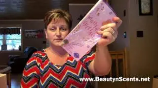Аромат и согревающий аромат месяца Scentsy за январь 2017 года (Stargaze &mdash; Black Currant Bubbly)