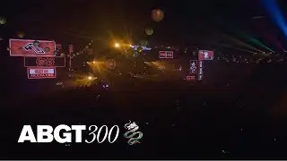 ilan Bluestone feat. EL Waves &lsquo;Mama Africa&rsquo; (Above & Beyond live at #ABGT300 Hong Kong) 4K
