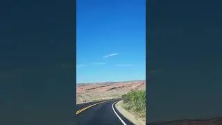 Drives like this 👌 #drive #travel #utah #arizona #usa #india #shortvideo #shortsfeed #youtubeshorts