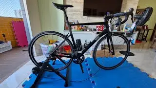 Rolo de treino Absolute Wild 8 montado com Cannondale Supersix