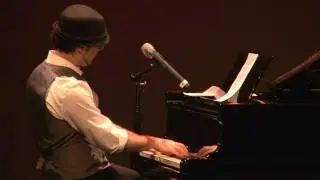 Matt Cusson performing 
